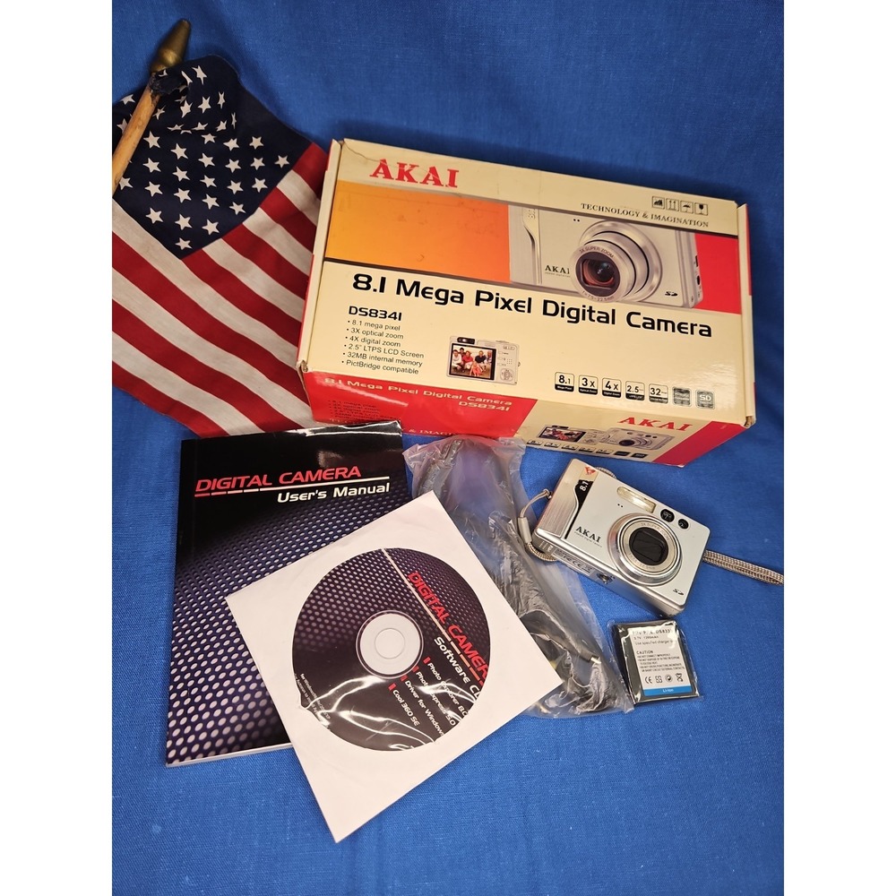 AKAI Digital Camera DS8341 8.1 Mega Pixel Tested Works 8.1mp
